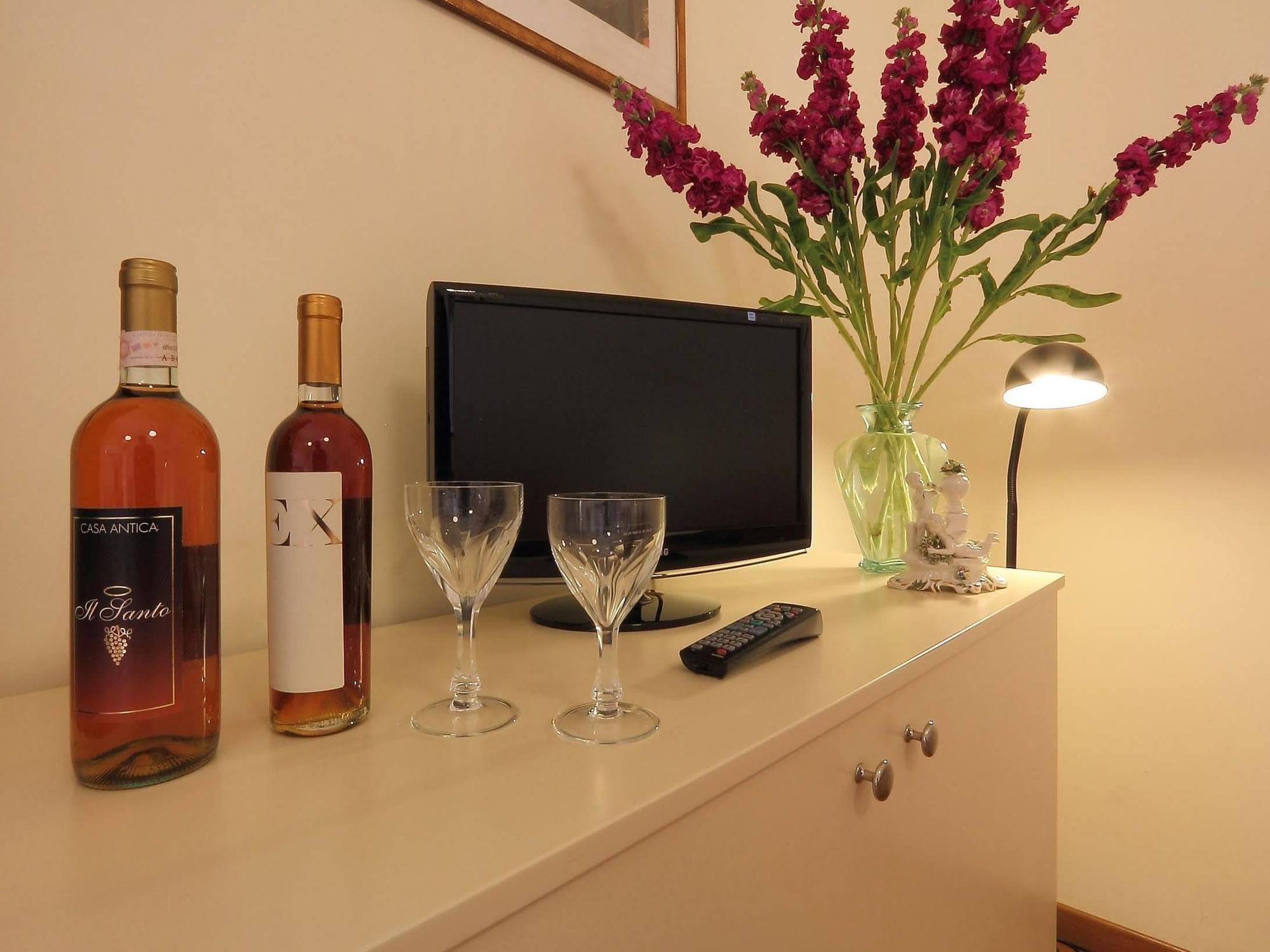Relais Martinez Florens Exteriör bild
