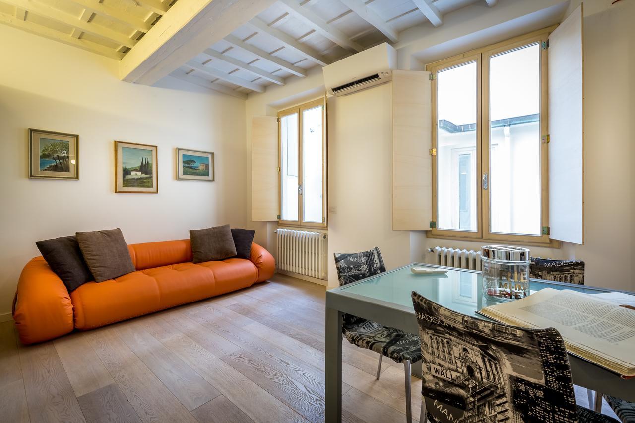 Relais Martinez Florens Exteriör bild